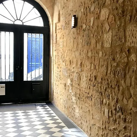 Tang Home-bordeaux Hyper Centre Bed & Breakfast Bordeaux