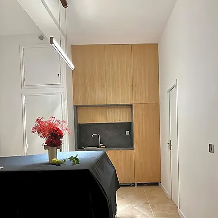 Tang Home-bordeaux Hyper Centre Бордо