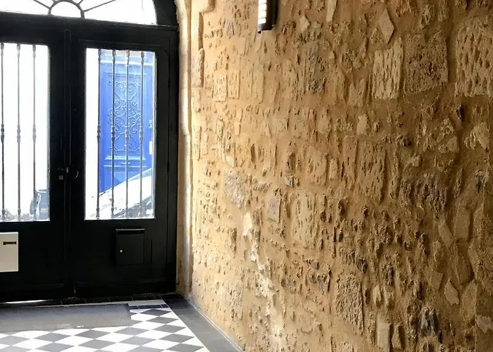 Tang Home-bordeaux Hyper Centre ベッド・アンド・ブレックファスト ボルドー