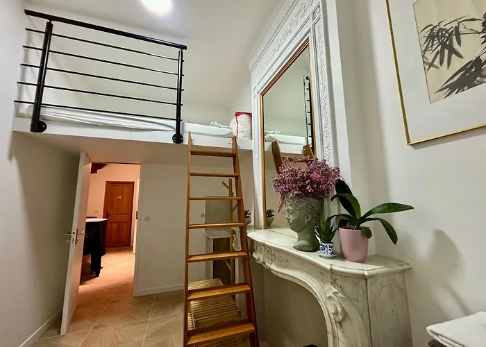 Tang Home-bordeaux Hyper Centre Bed & Breakfast Bordeaux