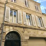 Tang Home-bordeaux Hyper Centre Bed and Breakfast