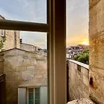 Tang Home-bordeaux Hyper Centre Bed and Breakfast