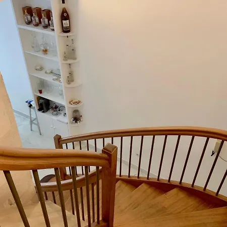 Tang Home-bordeaux Hyper Centre לינה וארוחת בוקר