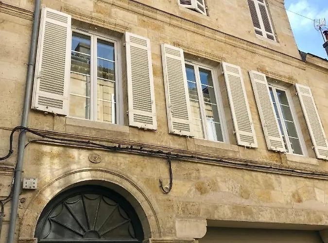 Tang Home-bordeaux Hyper Centre Bed and breakfast